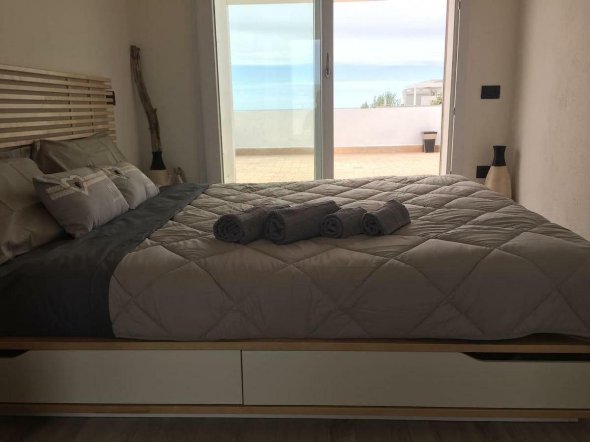 Attico Vista Mare Villa Su Forti Ngoại thất bức ảnh