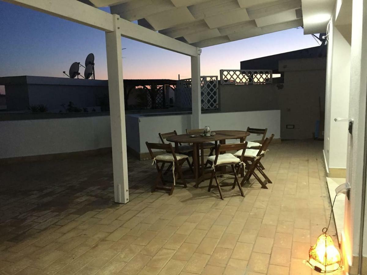 Attico Vista Mare Villa Su Forti Ngoại thất bức ảnh
