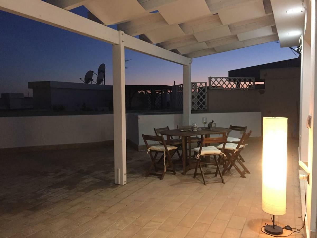 Attico Vista Mare Villa Su Forti Ngoại thất bức ảnh